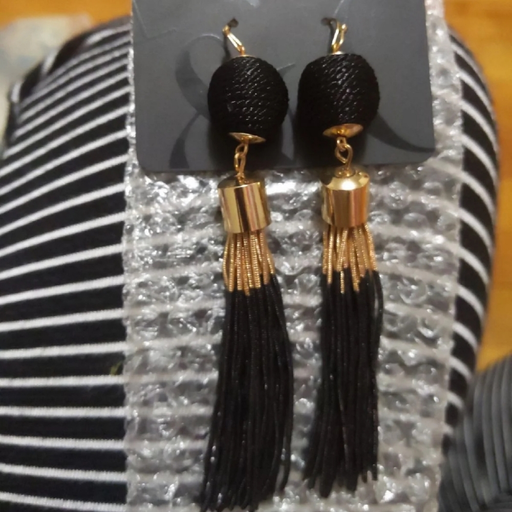 NY&C tassel long earring